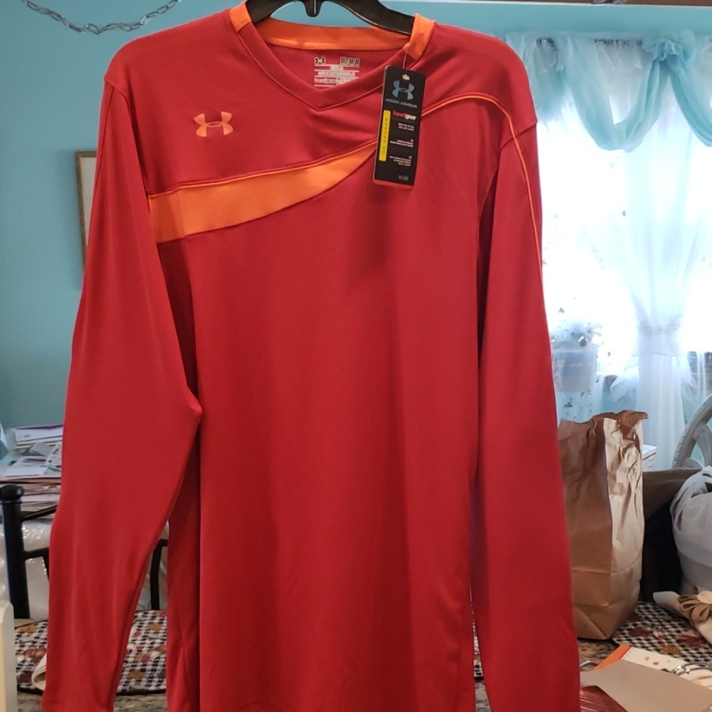 Under armour heatgear Compression fit soccer shirt